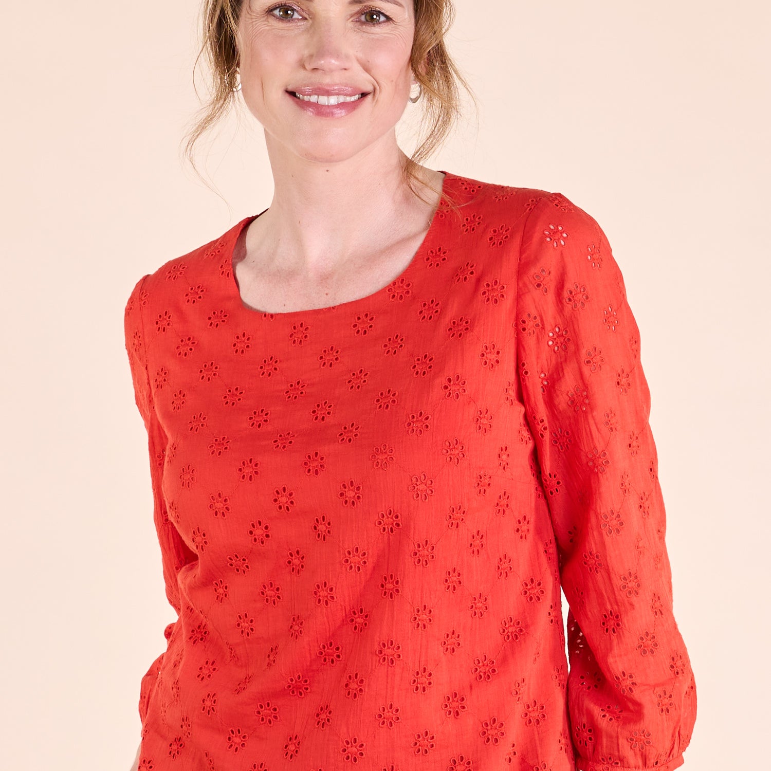 SS25 Broderie Anglaise Top - Tomato