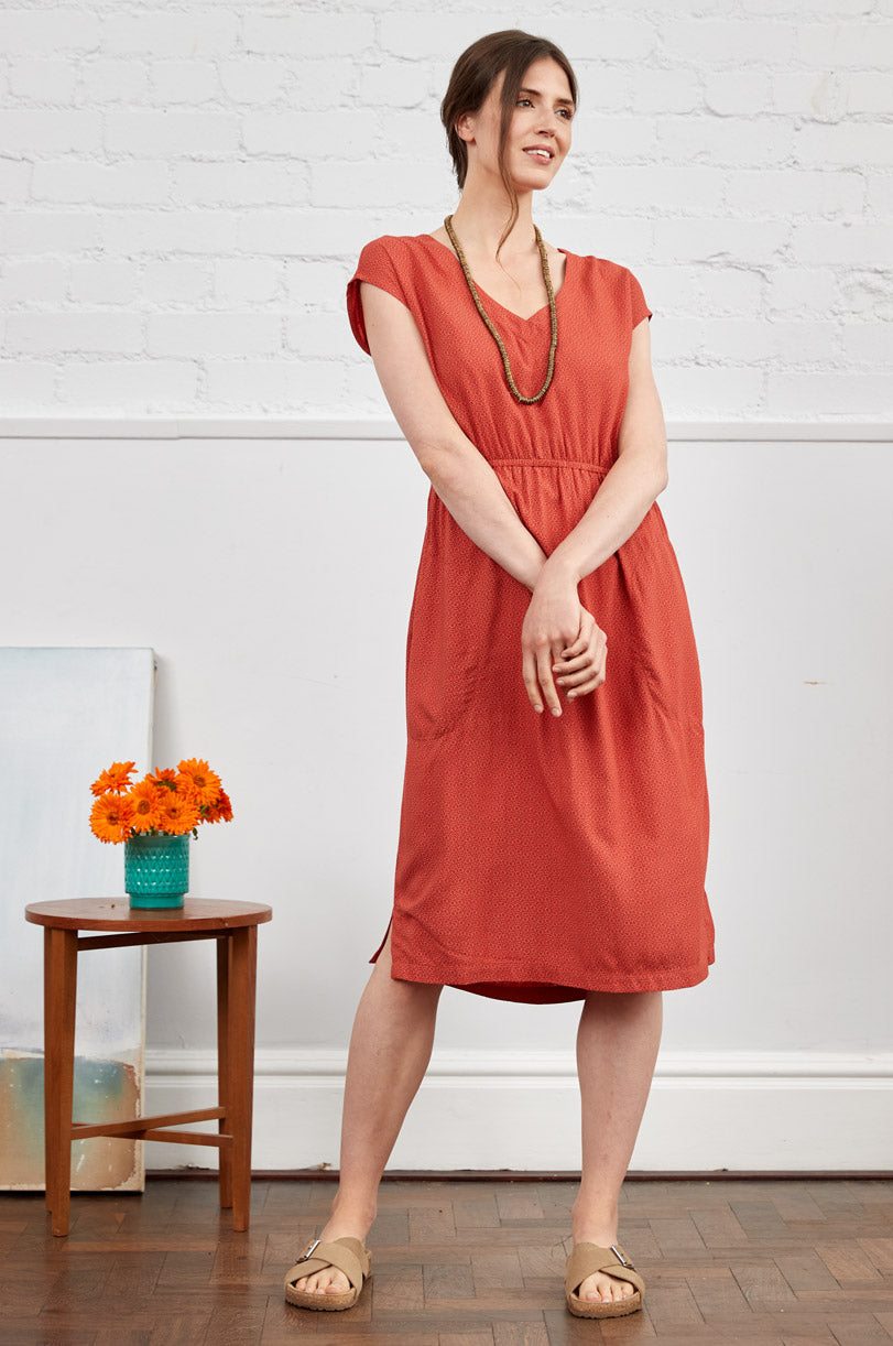 FN2114  Easy Dress