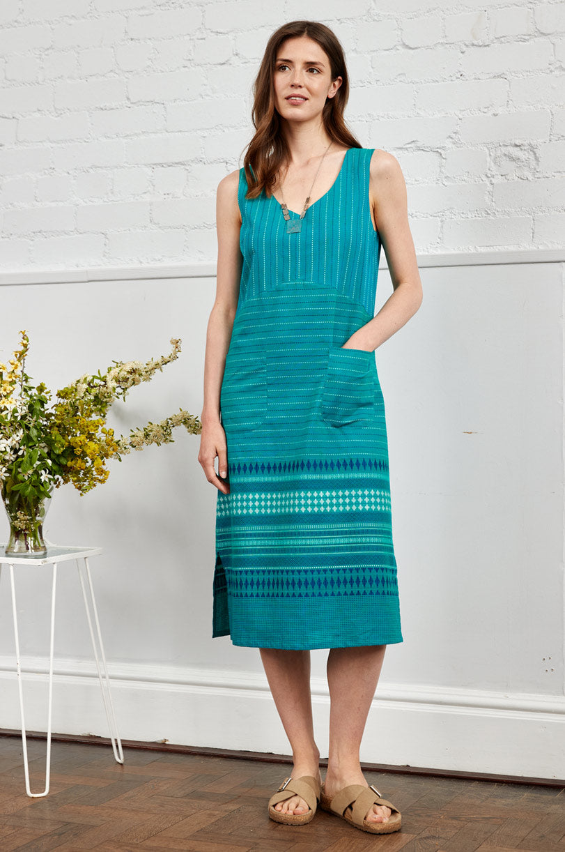 GJ2101 Sleeveless Jacquard Dress