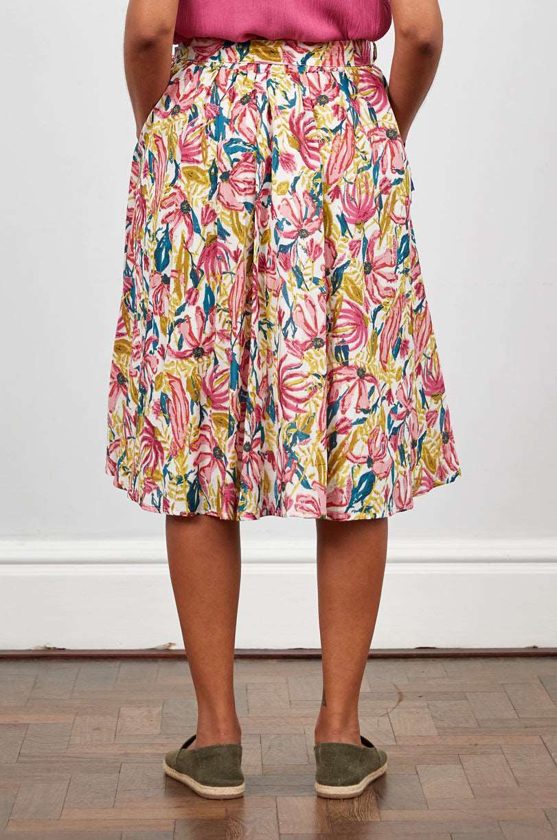 HG8041 Swing Skirt
