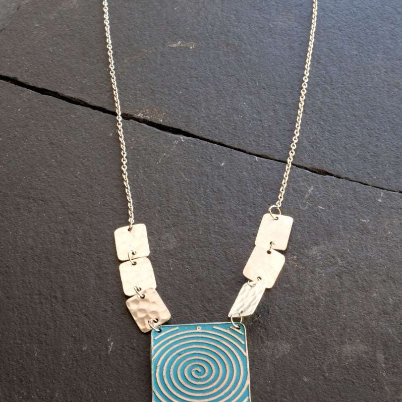 JN8202 Spiral Necklace