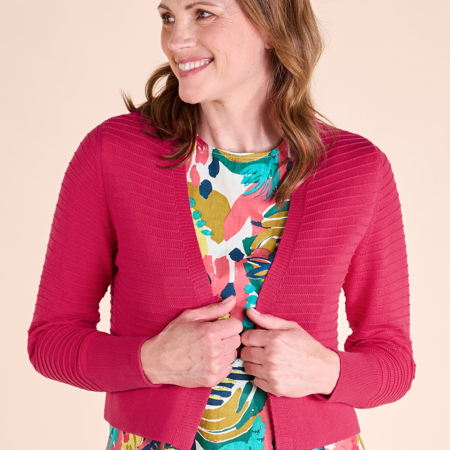 SS25 GOTS Organic Cotton Cropped Cardi - Lipstick