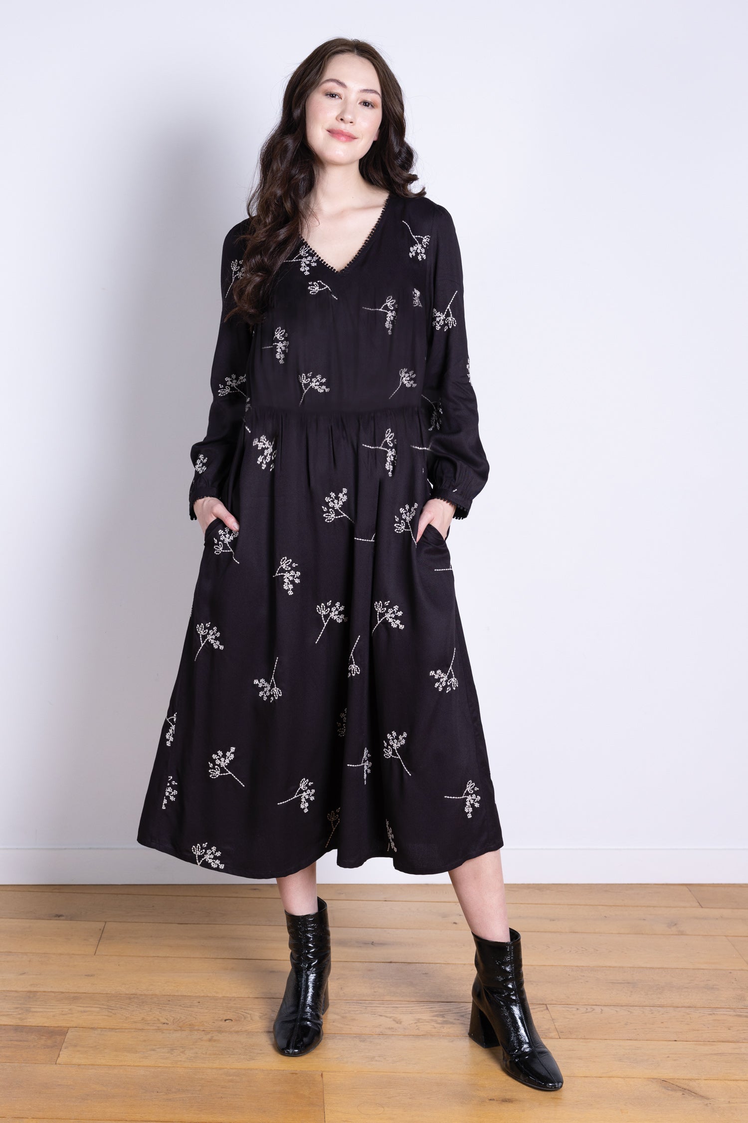 AW25 Embroidered Midi Dress - Black
