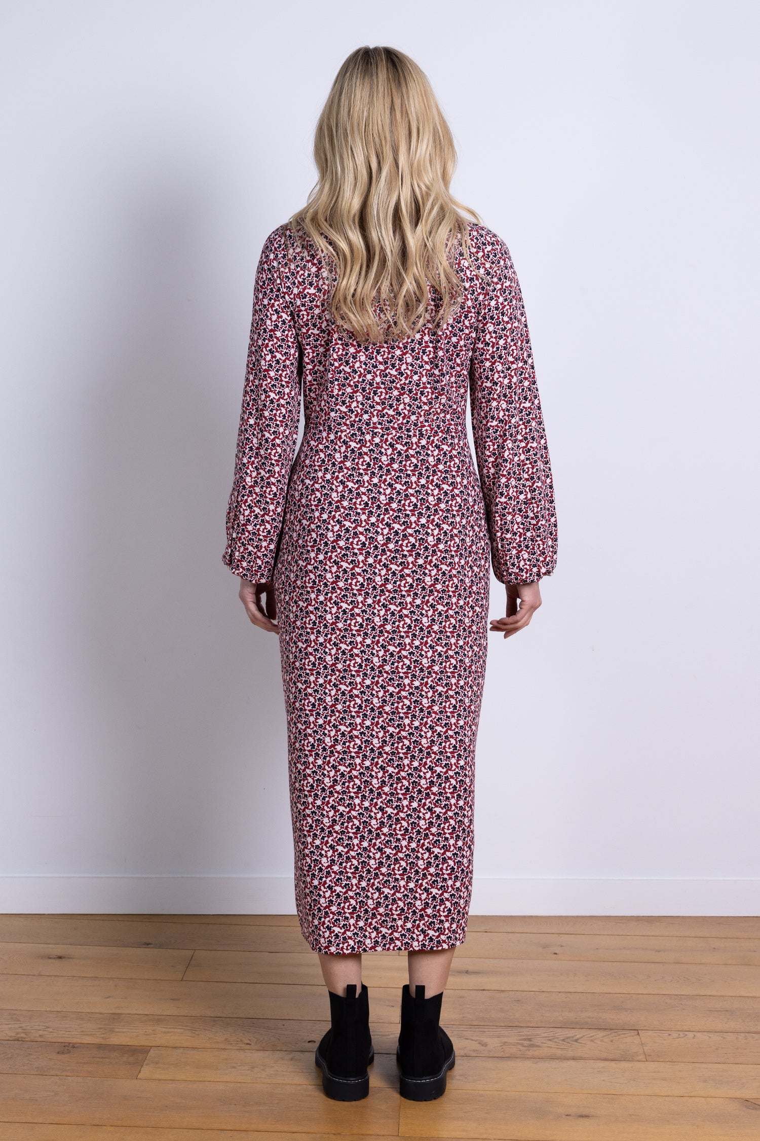 AW25 Sweetheart Midi - Scarlet