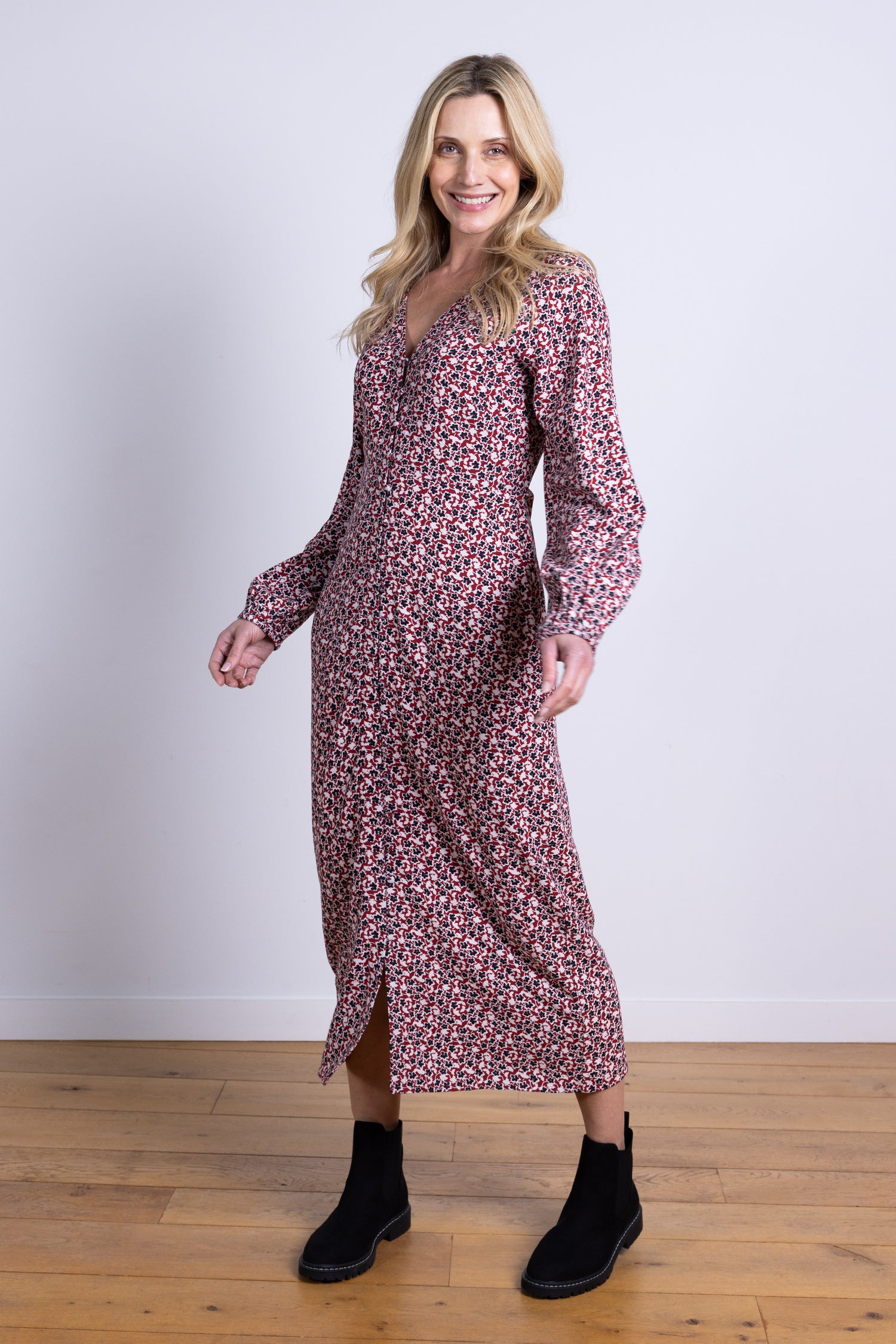 AW25 Sweetheart Midi - Scarlet