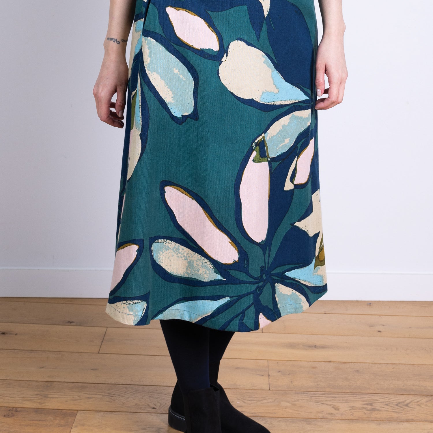 AW25 Midi Skirt - Nordic