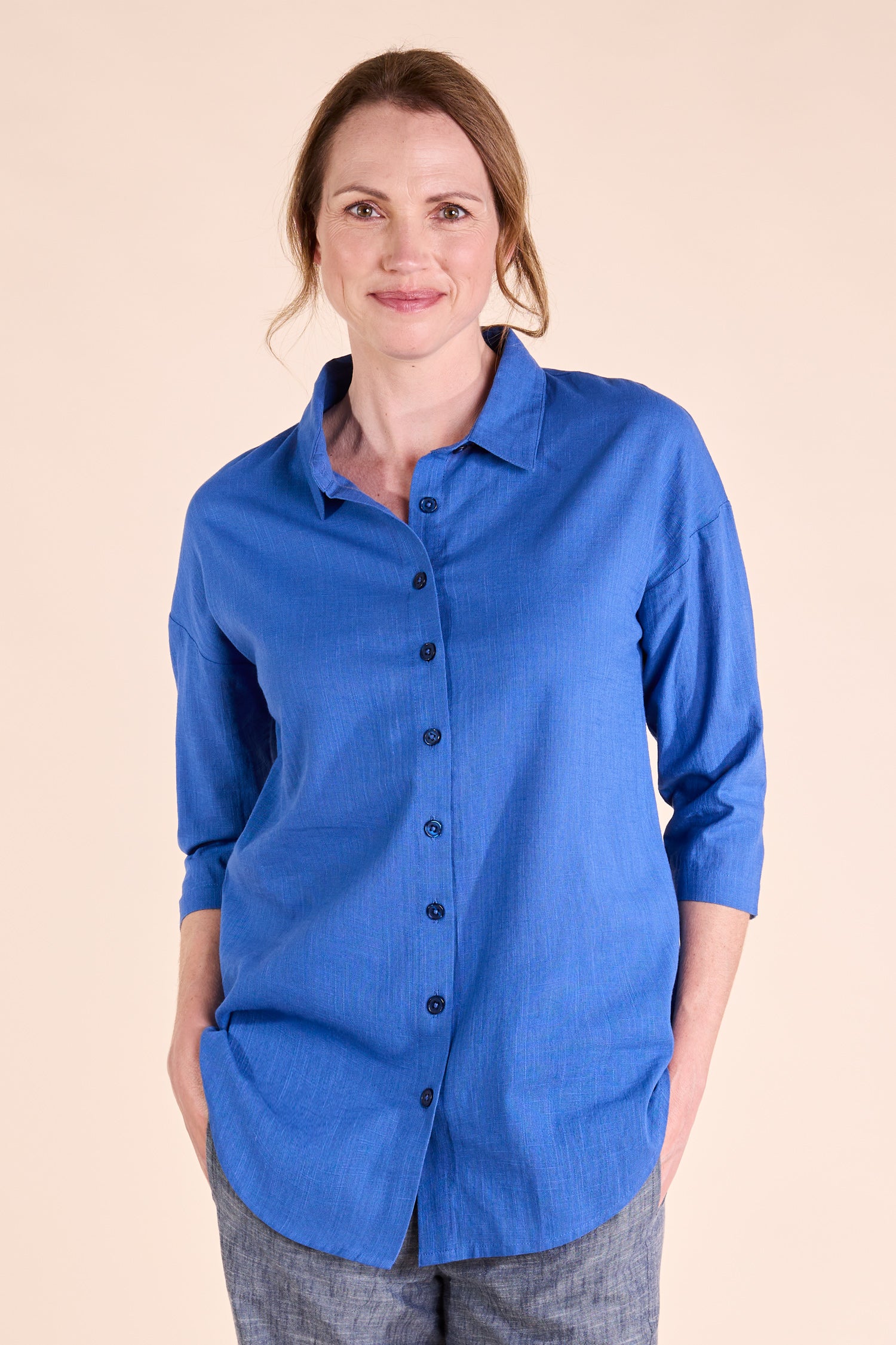 SS25 Long Scoop Hem Shirt - China SS25 Long Scoop Hem Shirt - China