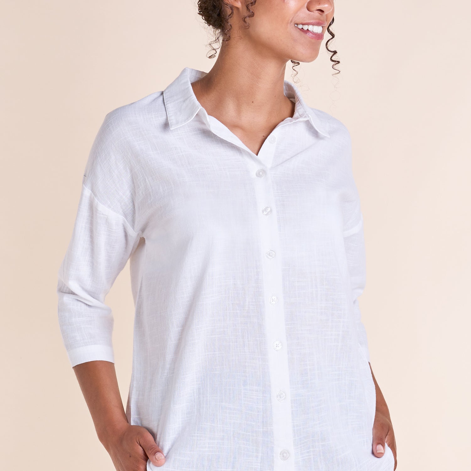 SS25 Long Scoop Hem Shirt - White
