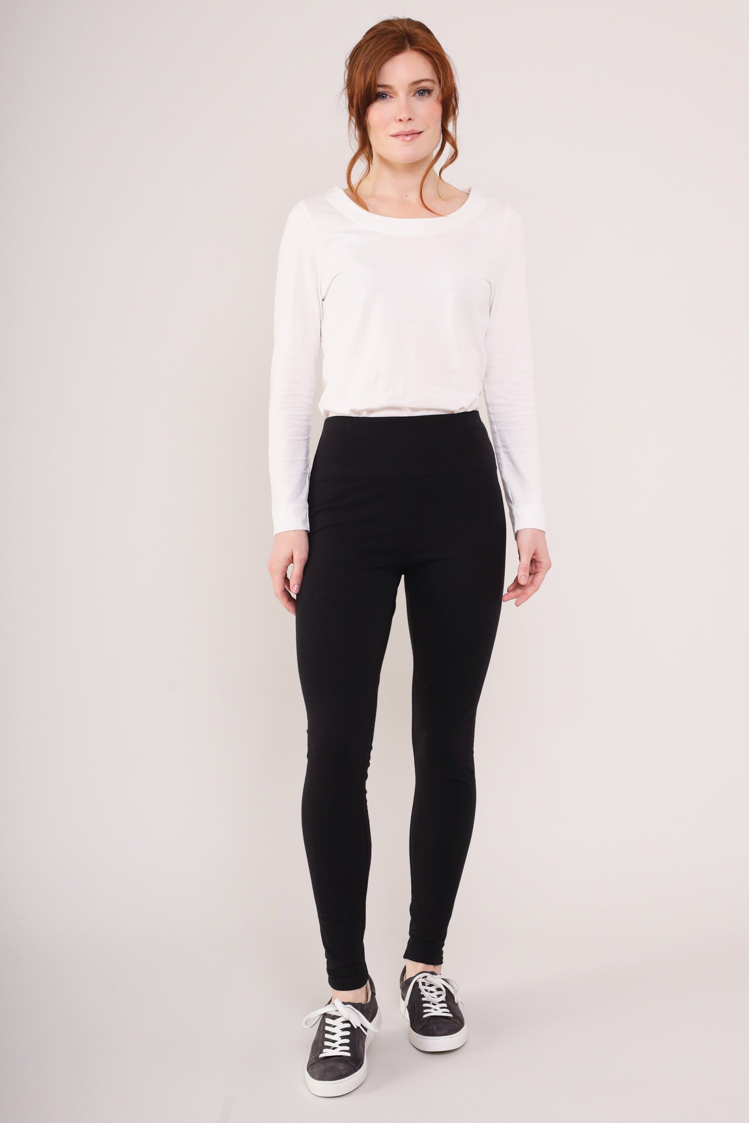 Black Colour GOTS Organic Cotton Legging - Front side