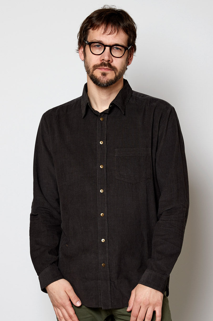 CN9002 Mens Needlecord Shirt