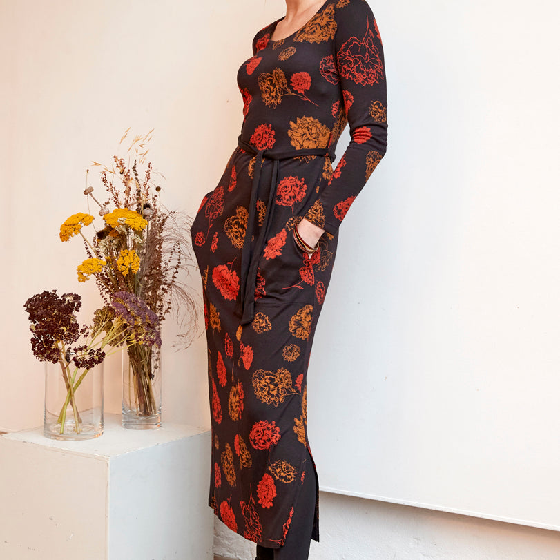 KN2107  Tie Belt Midi Dress