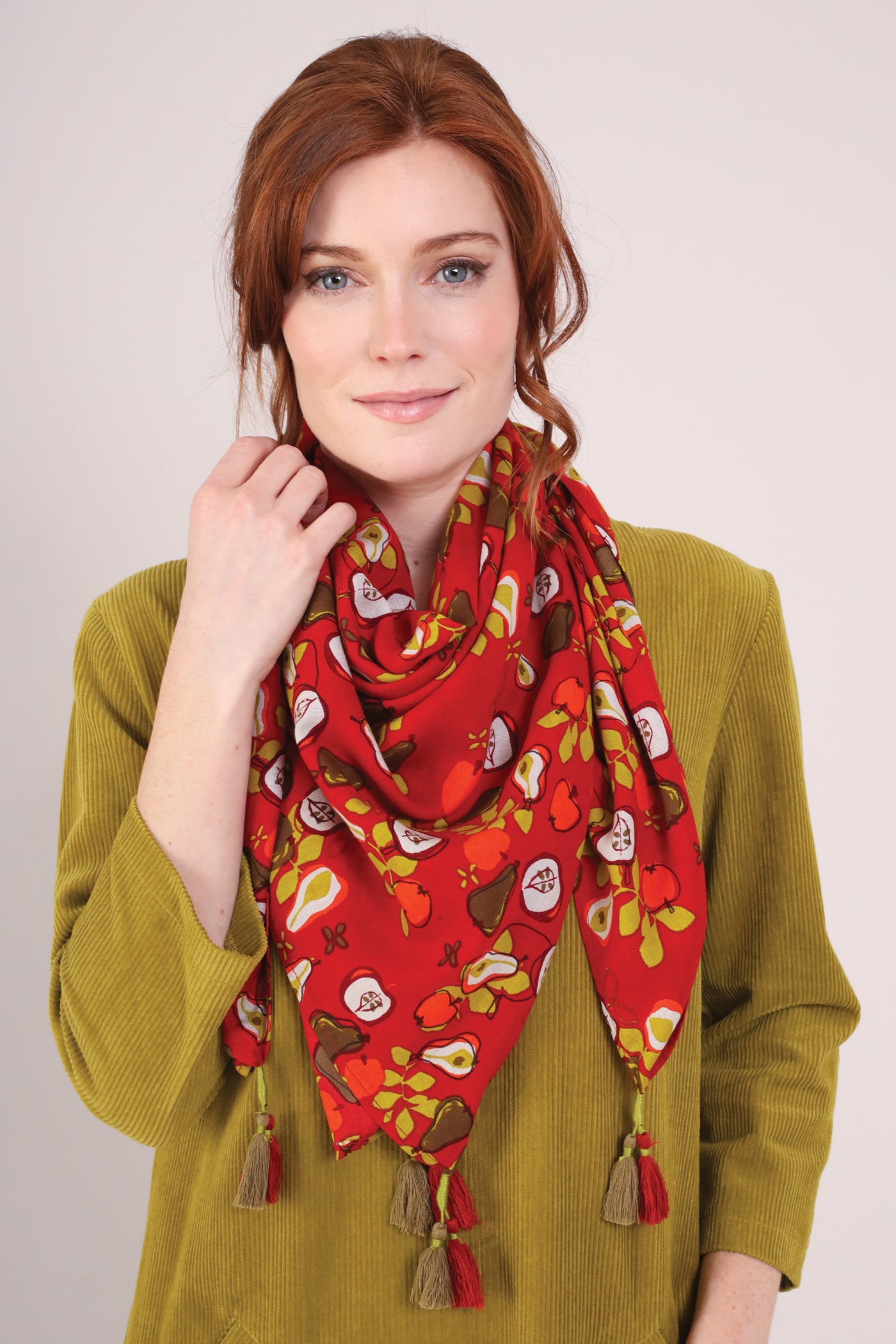 AF0321 Viscose Printed Square Scarf