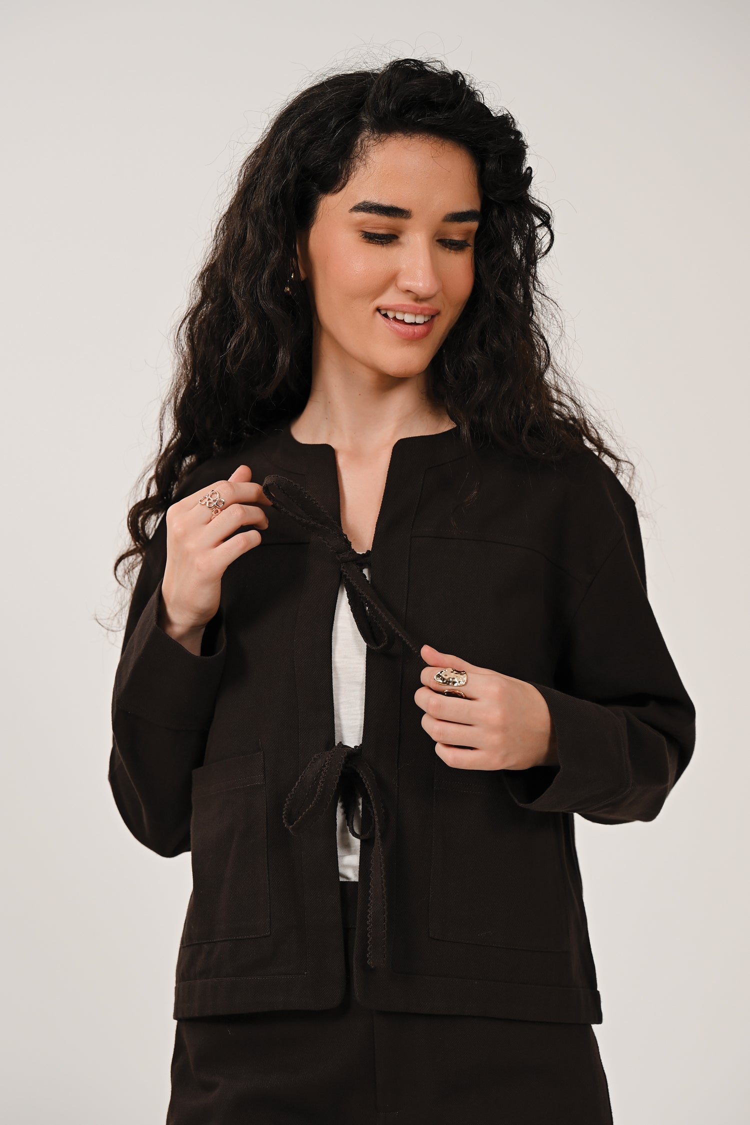 AW26 Collarless Jacket With Scallop - Chocolate