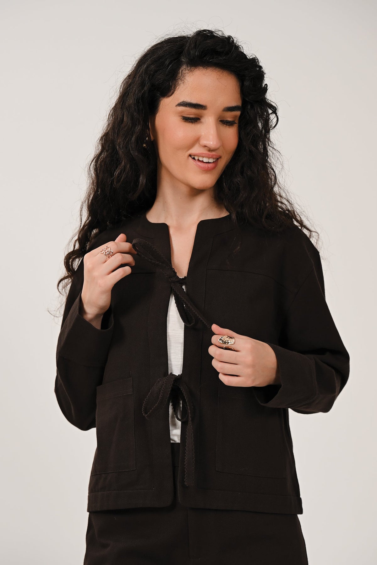AW26 Collarless Jacket With Scallop - Chocolate