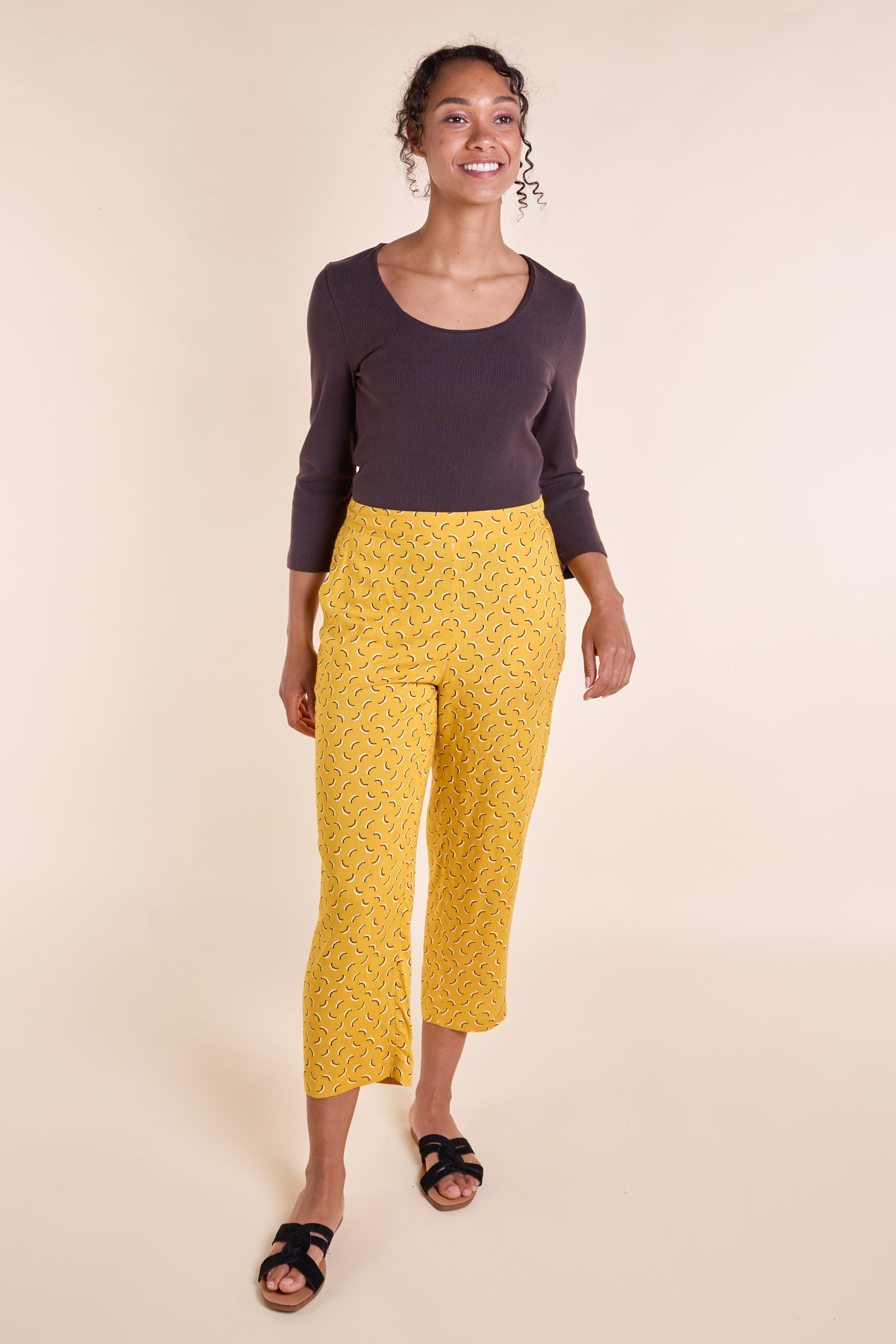 SS25 Printed Cropped Trousers - Granola