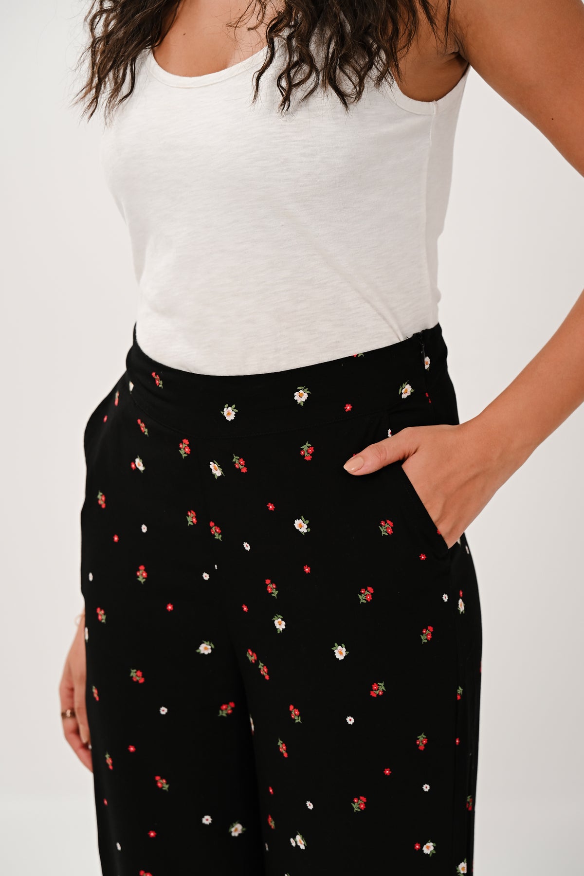 AW26 Minimal Wide Leg Trousers - Black