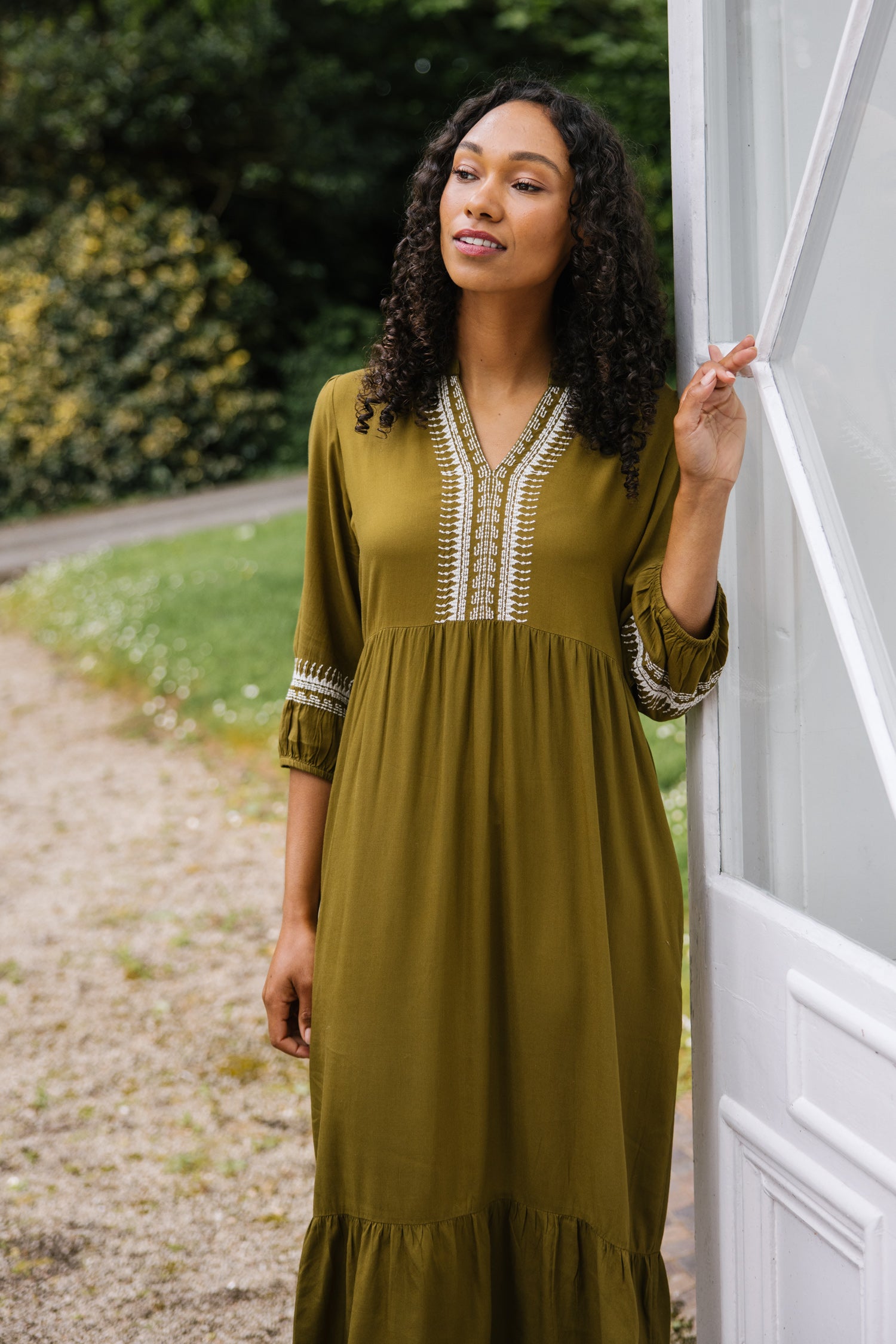 SS25 Embroidered Viscose Dress - Ivy