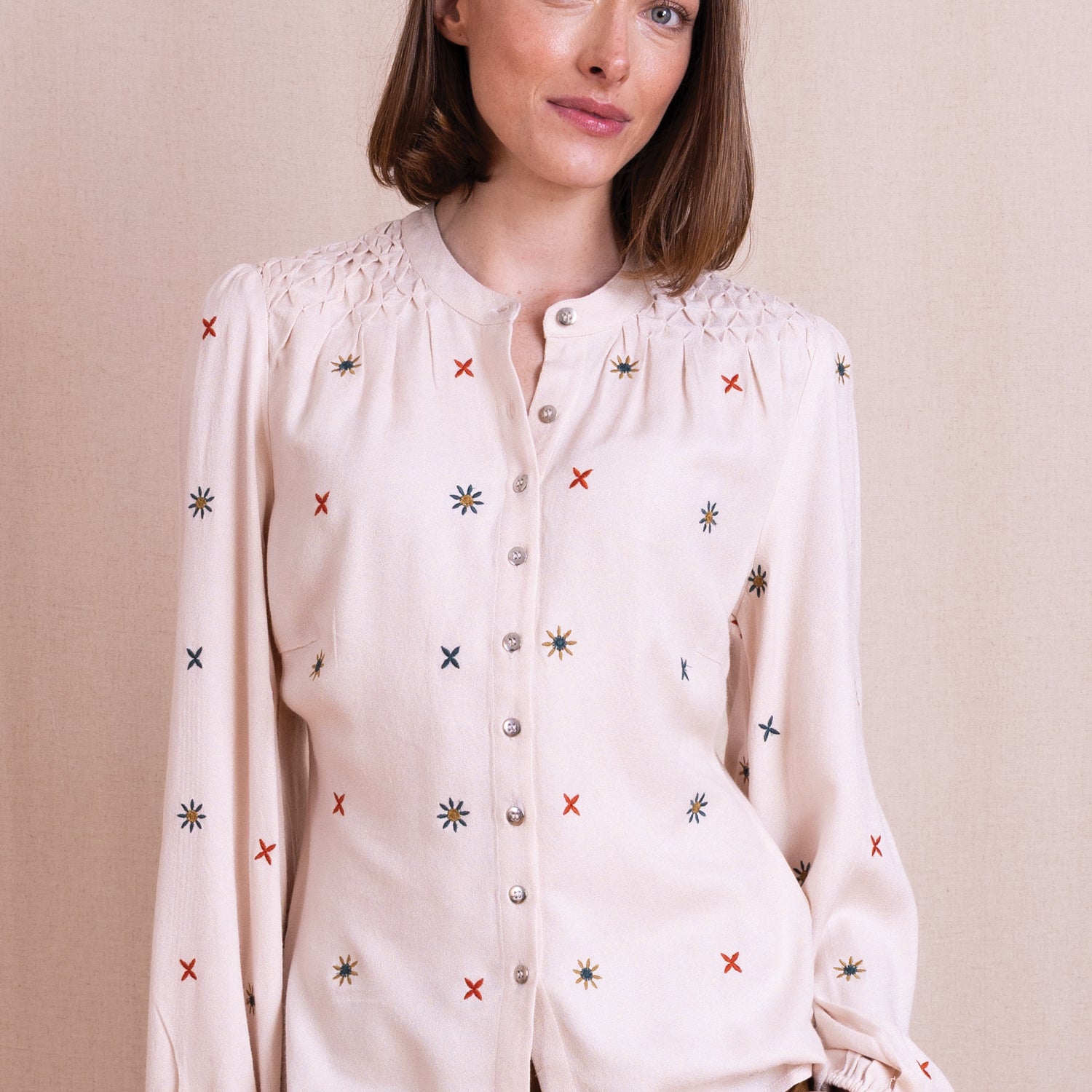 AW26 Embroidered Tuck Detail Shirt - Wax