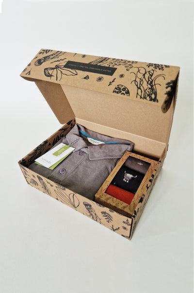 Mens Organic Cotton Polo Shirt & Box of Socks