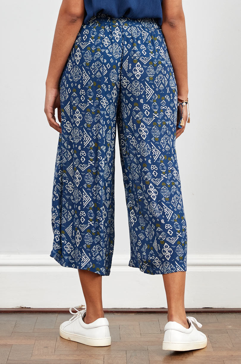 Cropped Wide Leg Crinkle Trousers