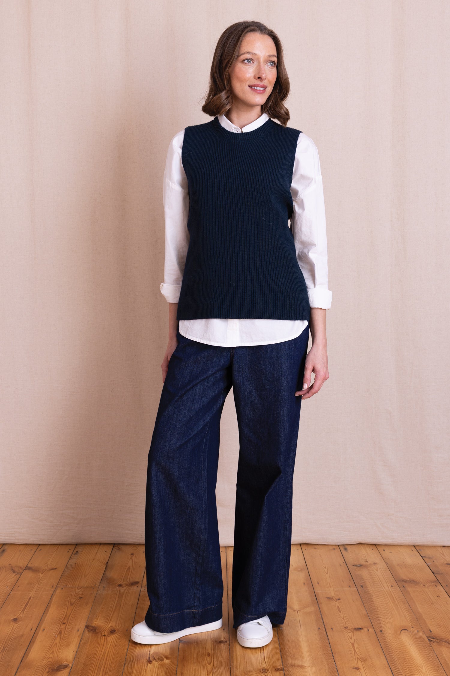 AW26 Organic Cotton Knitted Vest - Navy