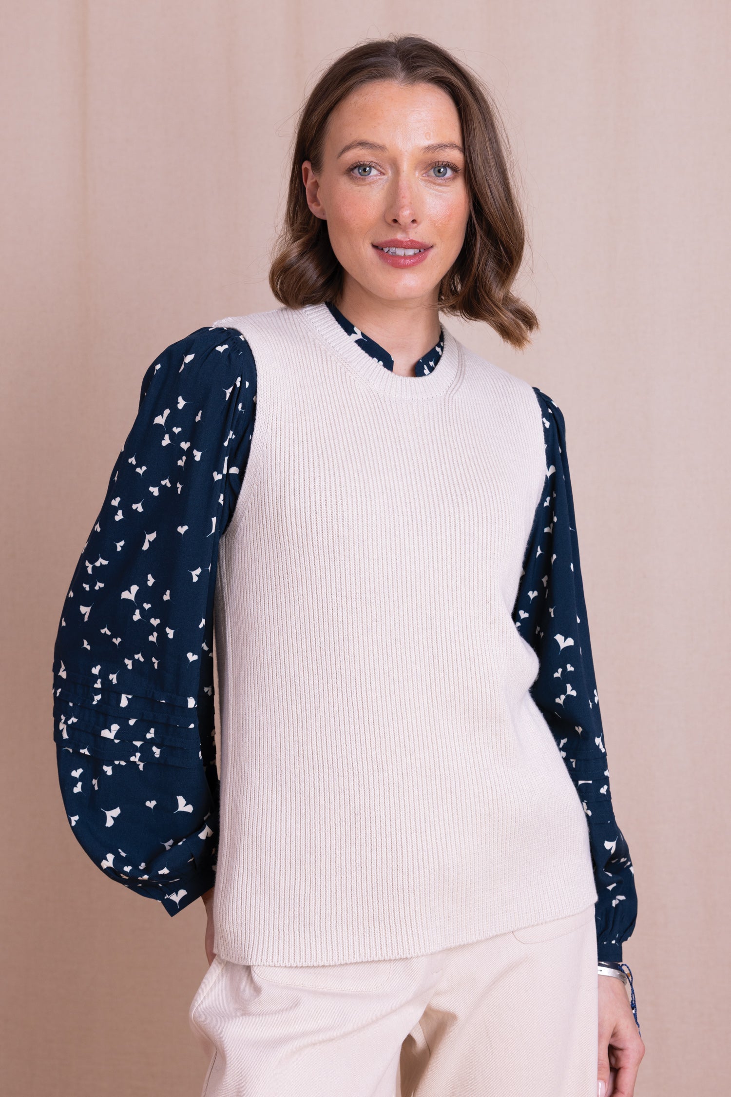 AW26 Organic Cotton Knitted Vest - Wax