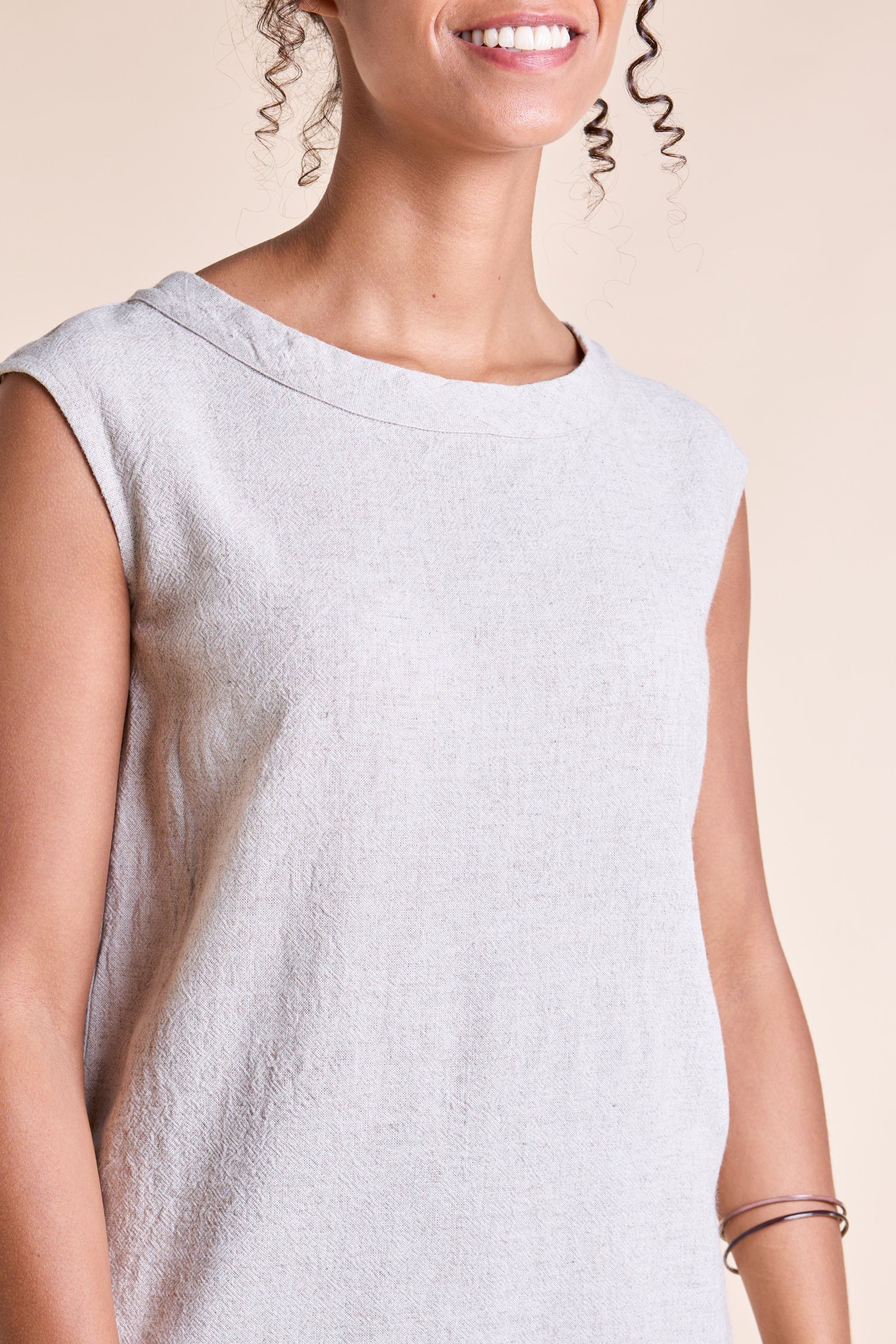 SS25 Boxy Linen Top - Natual