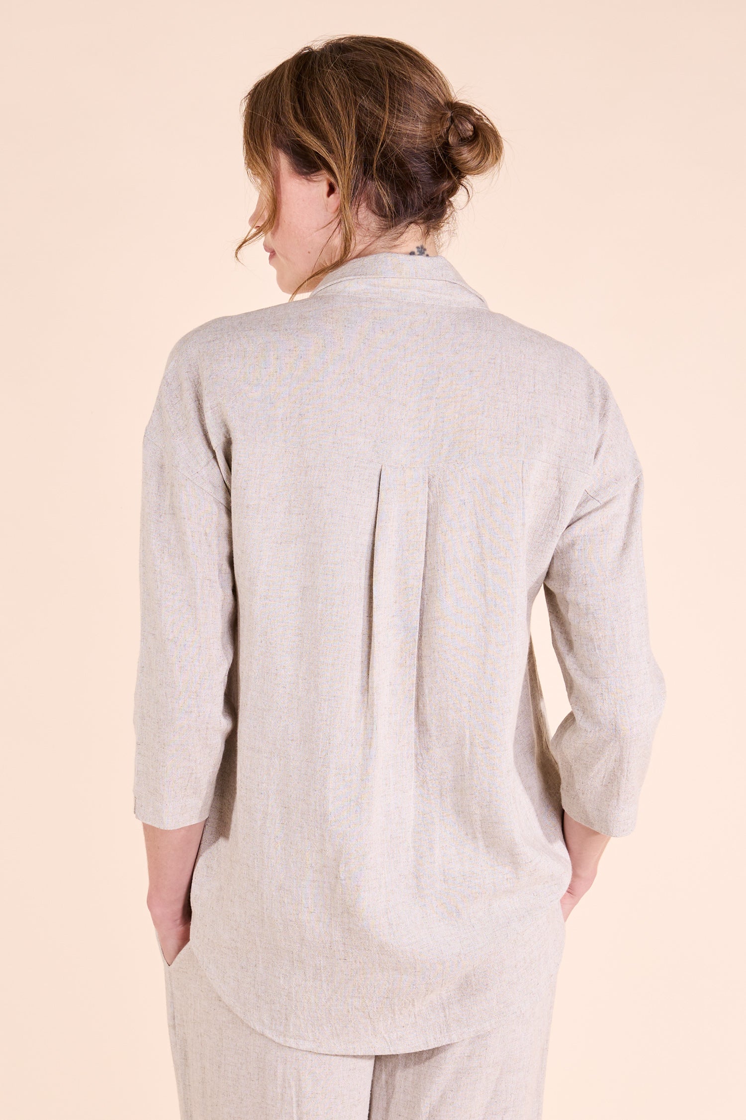 SS25 Scoop Hem Shirt - Natural