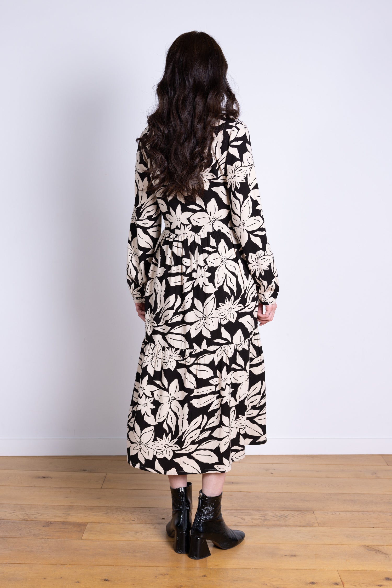 AW25 Tiered Midi Shirtdress - Black