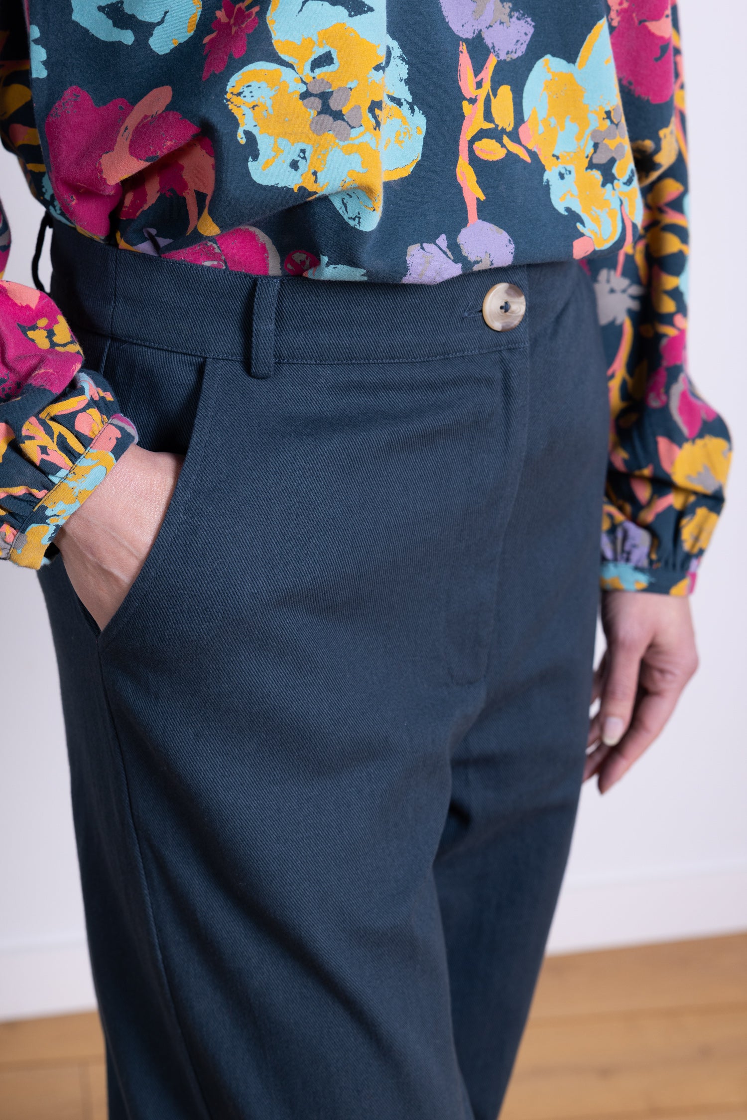 AW25 Wide Leg Trouser - Space