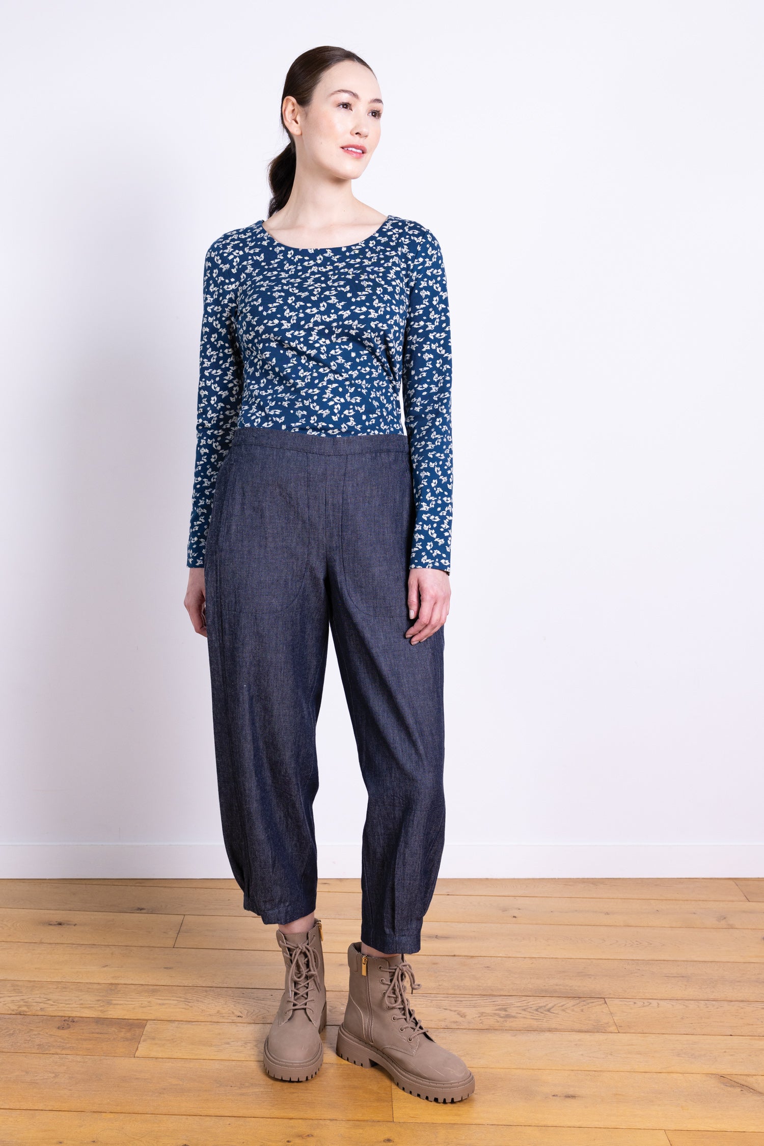 AW25 Elastic Hem Trouser - Chambray