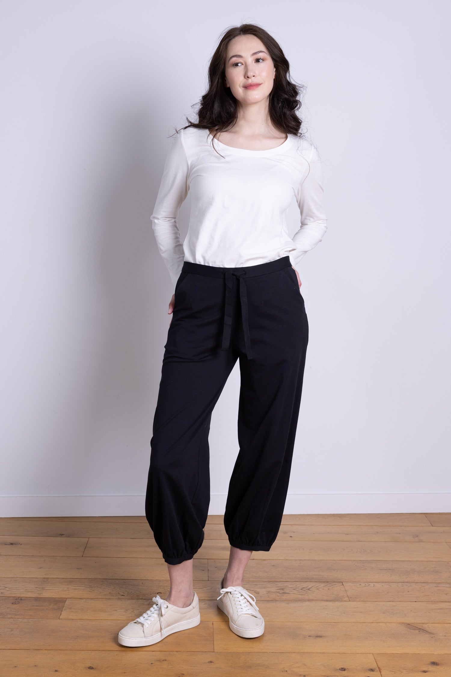 AW25 Yoga Trouser - Black