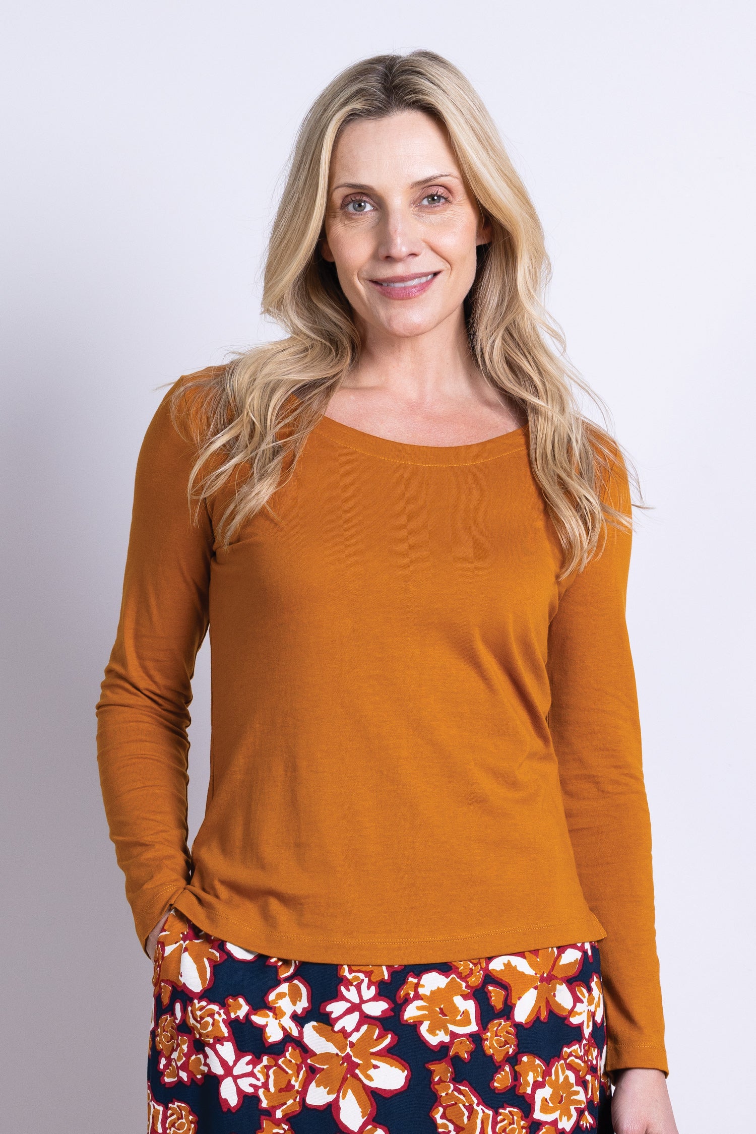 AW25 Round Neck Top - Apricot