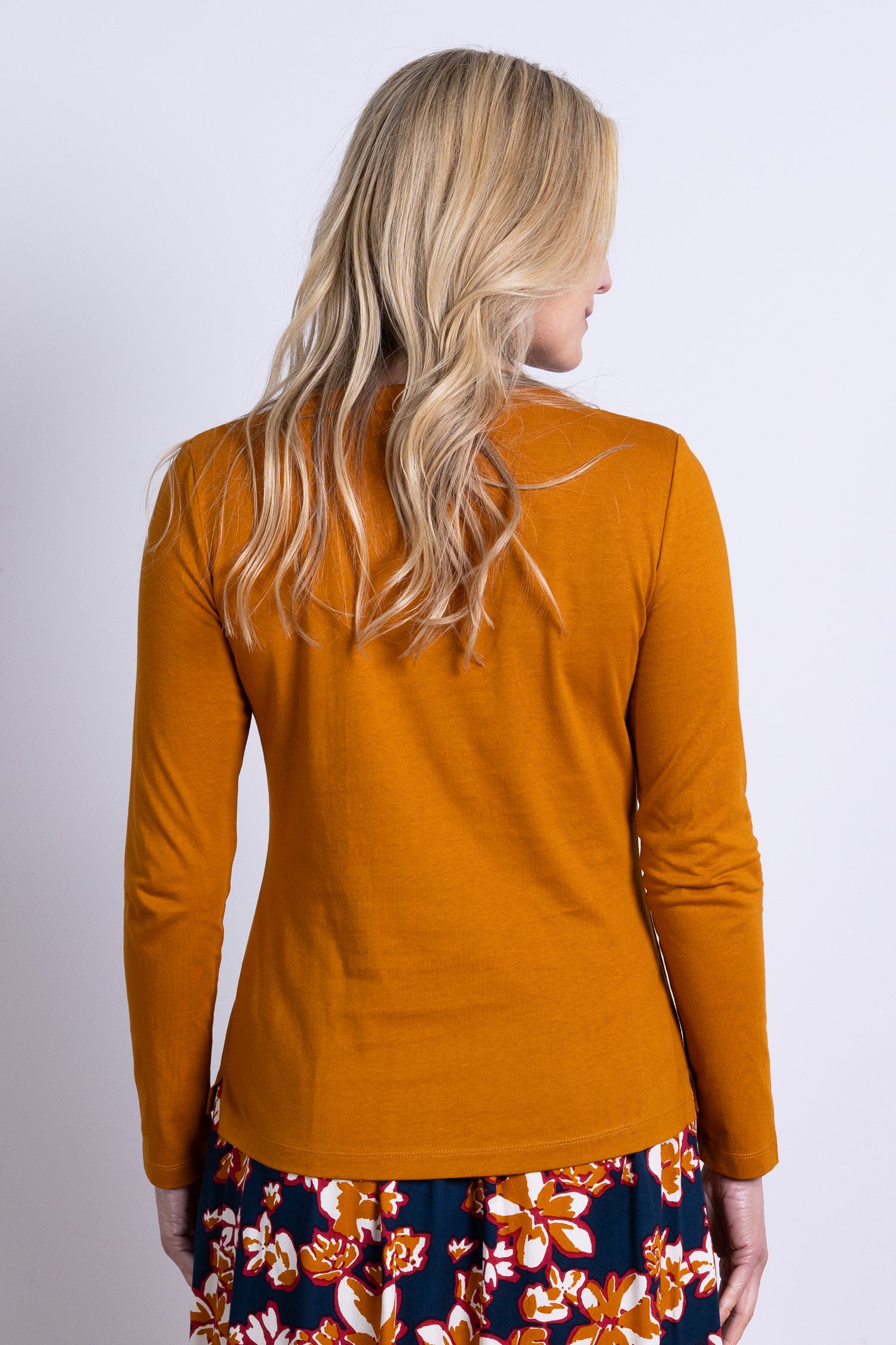 AW25 Round Neck Top - Apricot