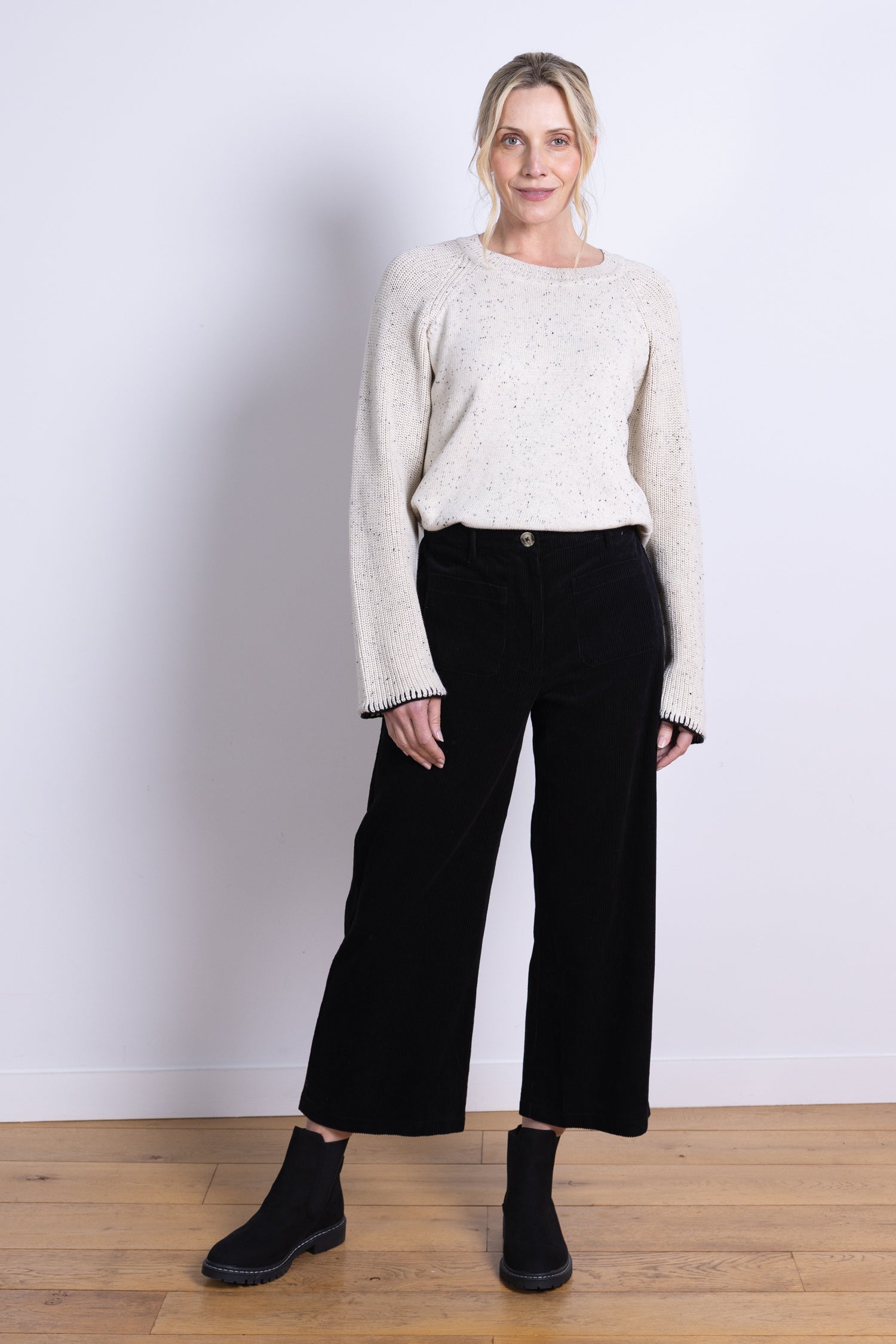 AW25 Pocket Cropped Trouser - black