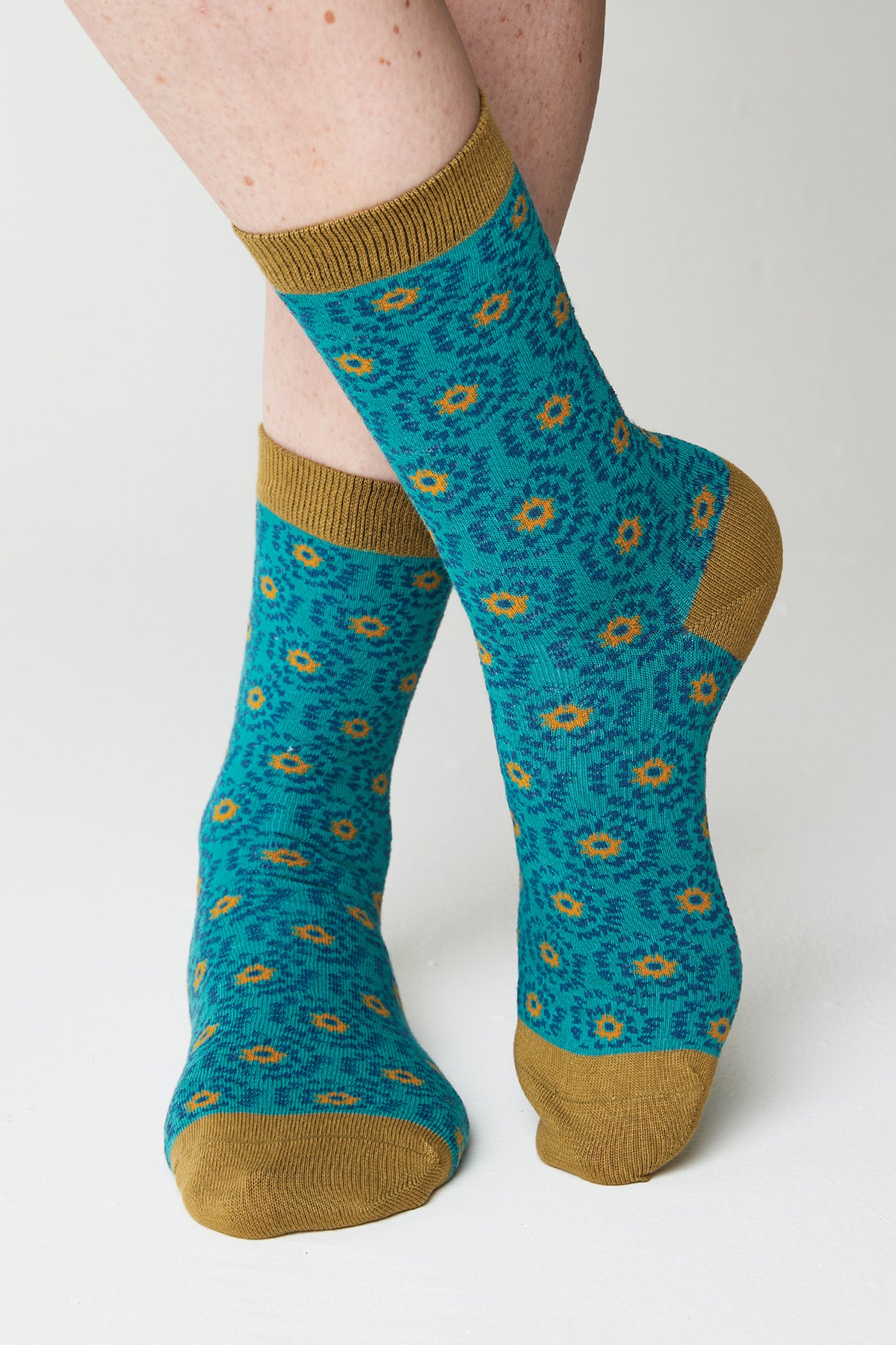 Petal Burst Bamboo Socks