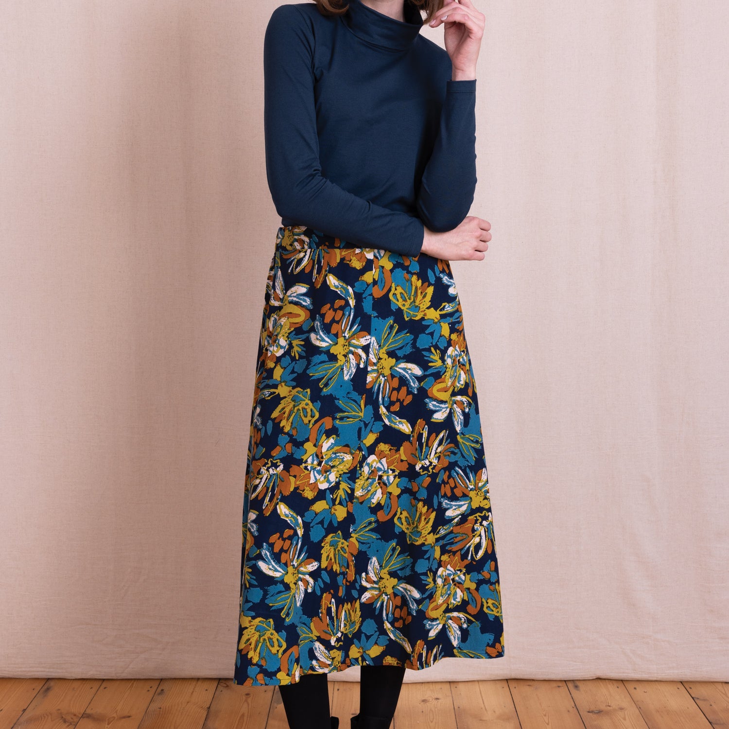 AW26 Printed A Line Midi Skirt - Navy