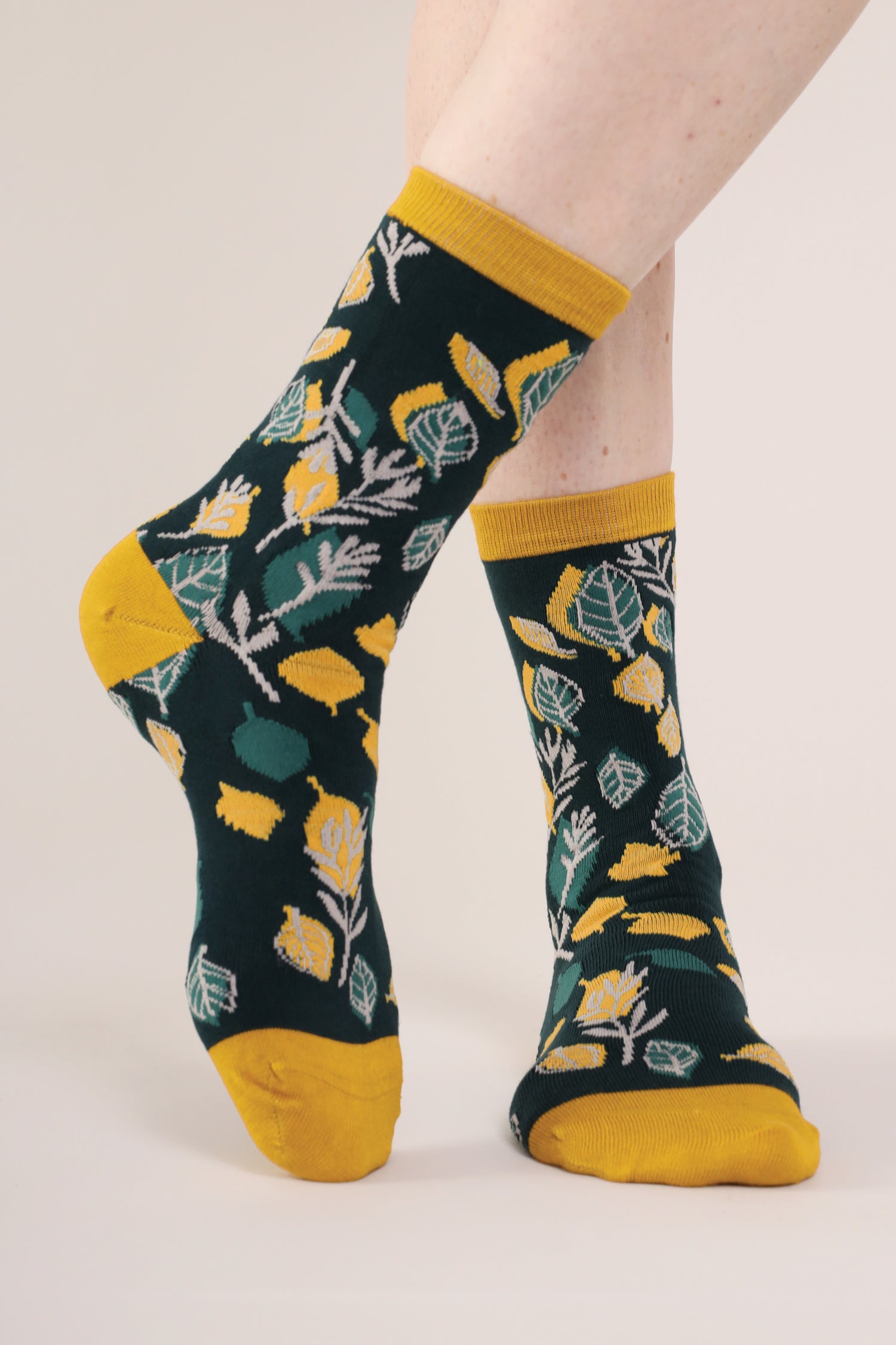 50's Leaf Socks