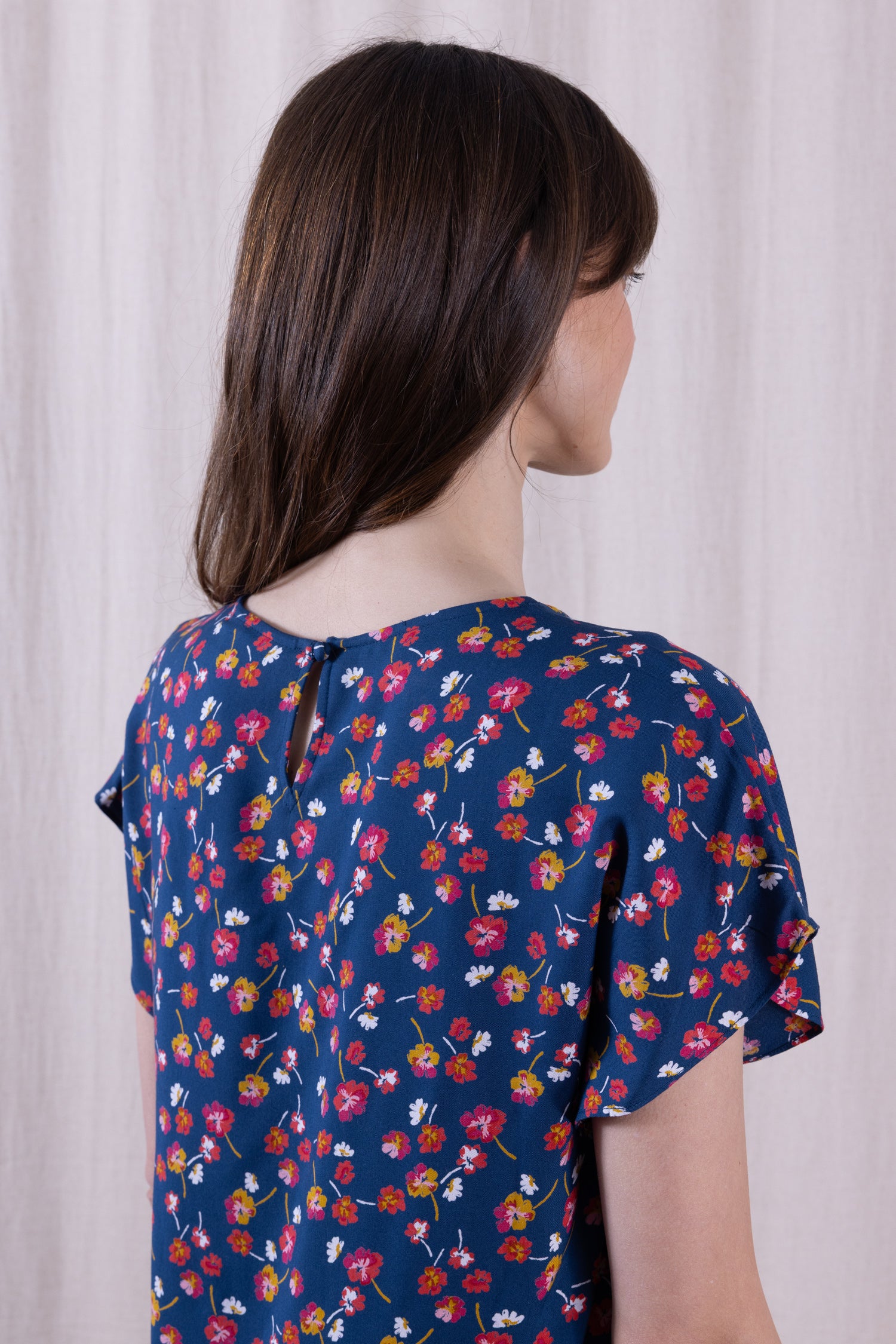 SS26 Viscose Flutter Sleeve Top - Oxford
