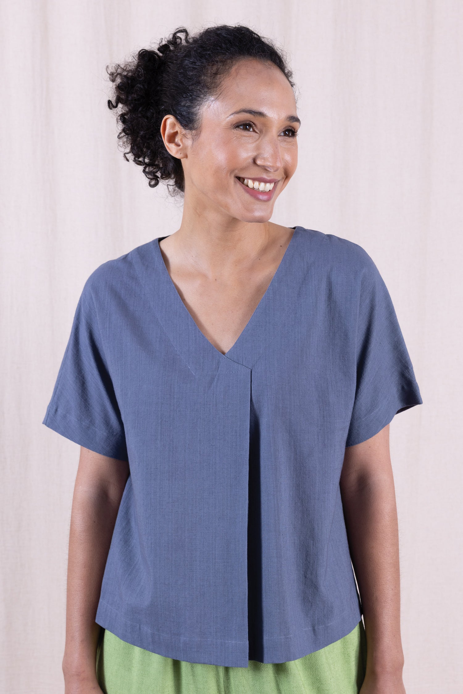 SS26 Cotton Pleat Front Top - Pepper