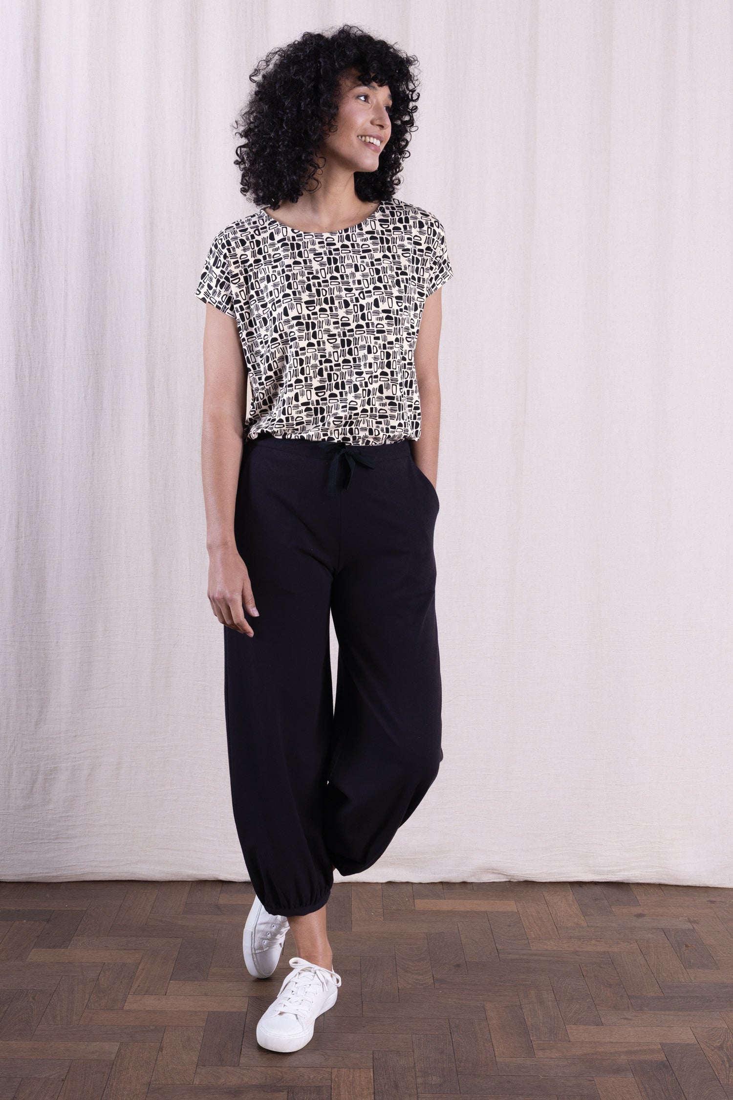 SS26 GOTS Organic Cotton Yoga Trouser - Black