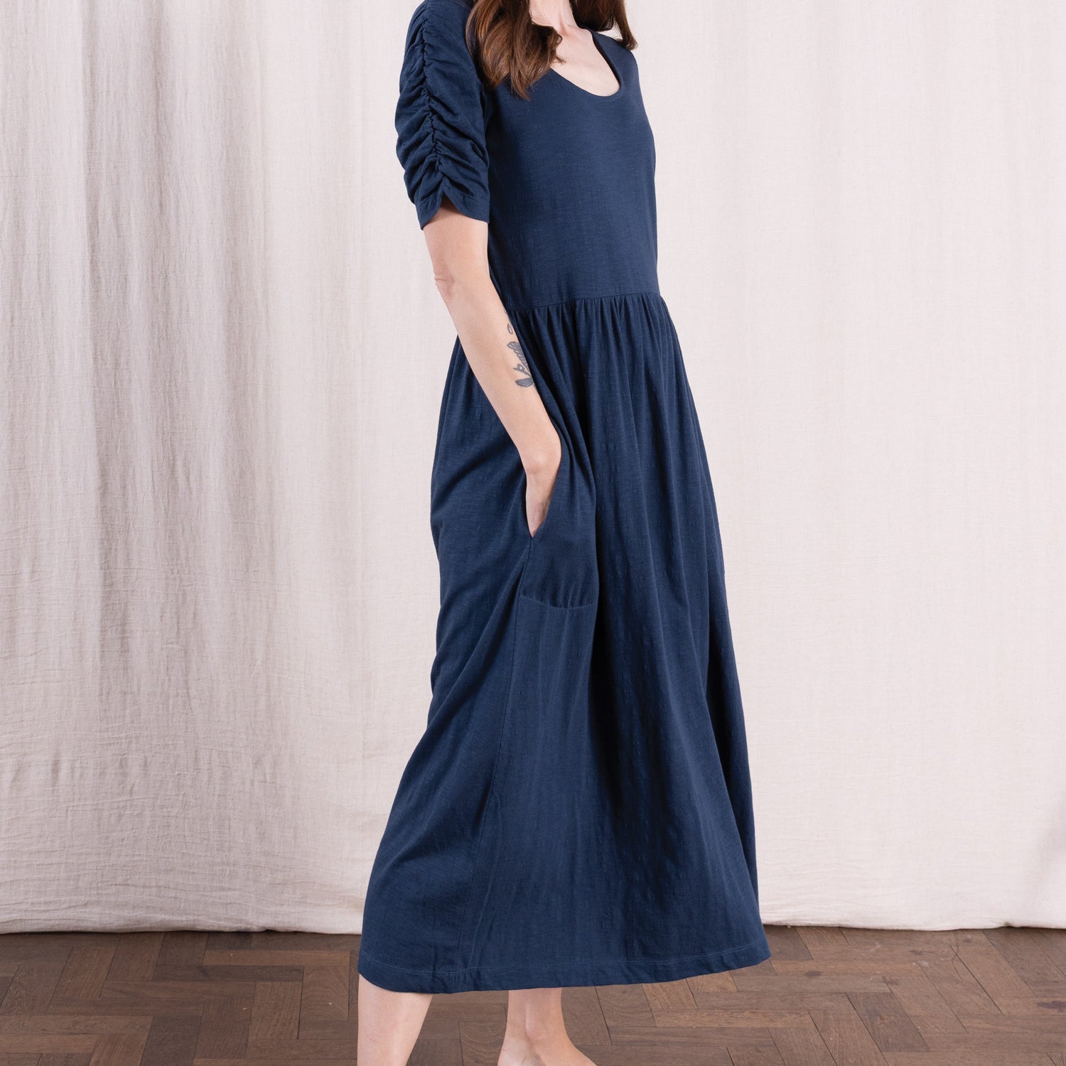 SS26 GOTS Organic Cotton Gathered Sleeve Dress - Oxford