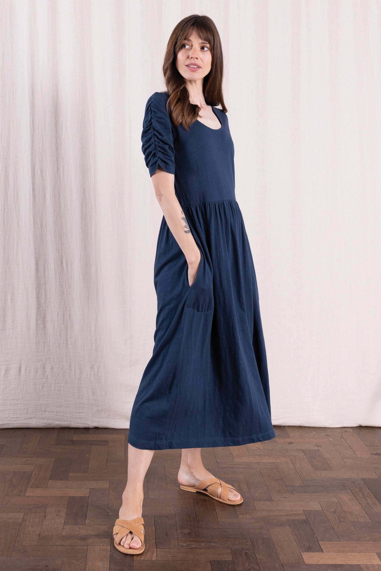 SS26 GOTS Organic Cotton Gathered Sleeve Dress - Oxford