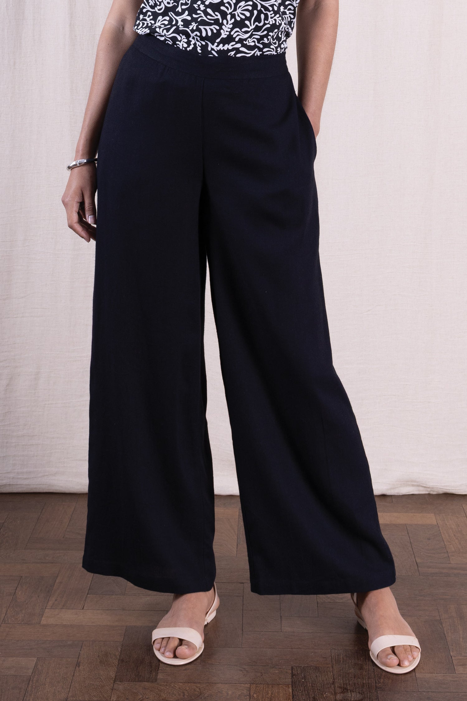 SS26 Linen Blend  Wide Leg Trouser - Black