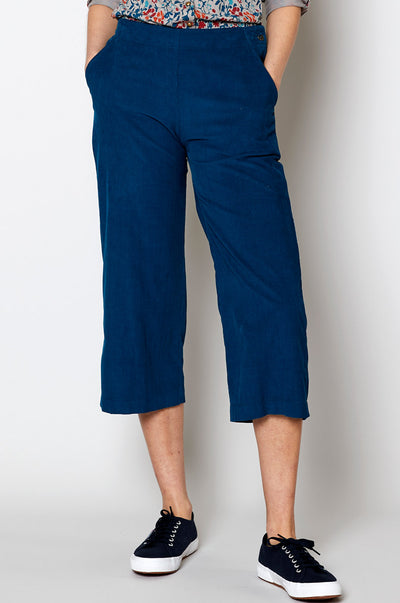CN1038 Cropped Needlecord Trouser