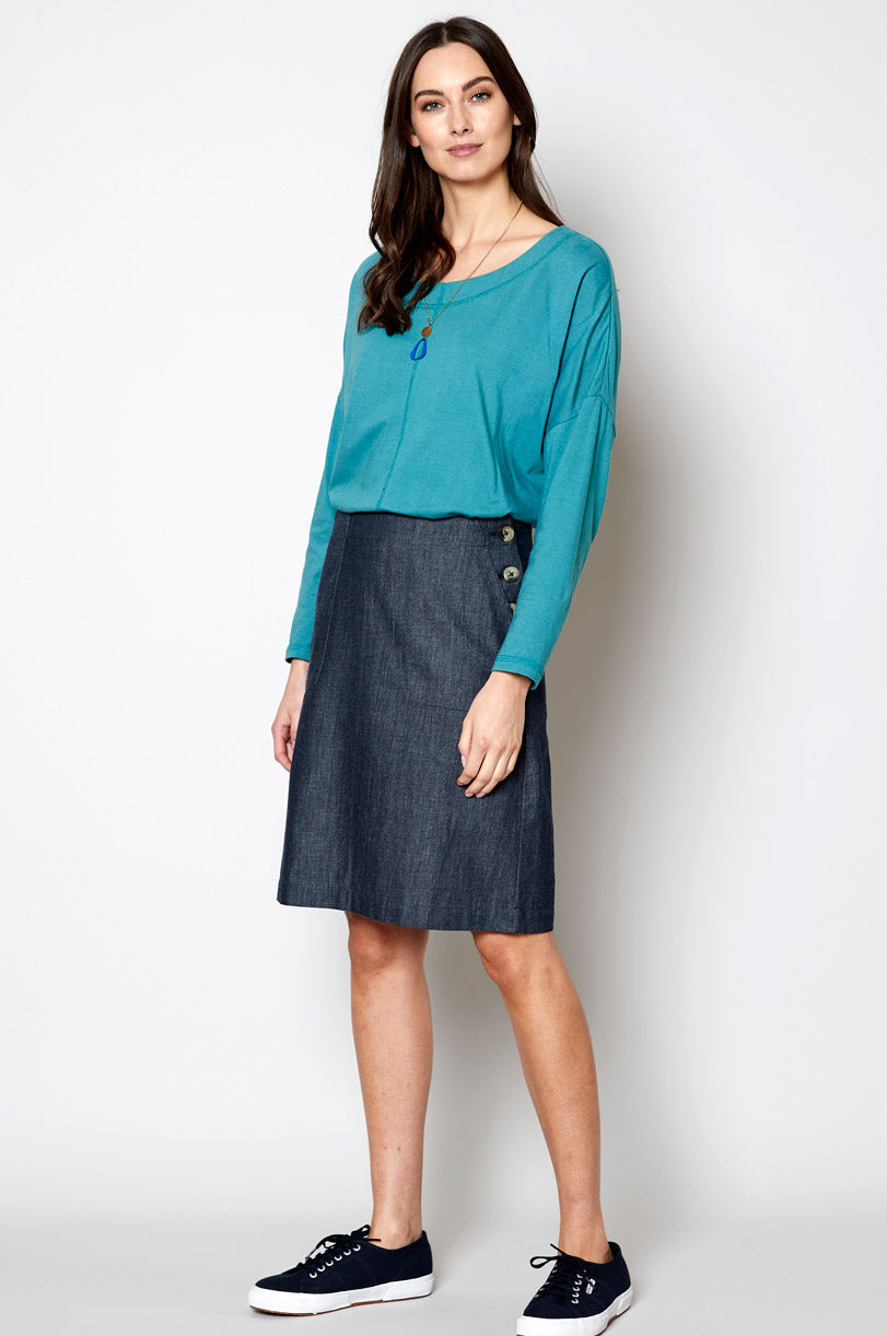 DC8034 Fitted Chambray Skirt